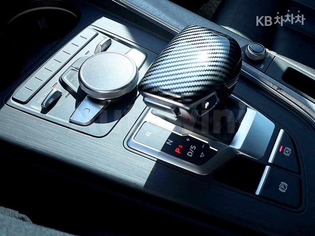Audi A4 (B9) 45 TFSI Quattro Premium — снимка 7