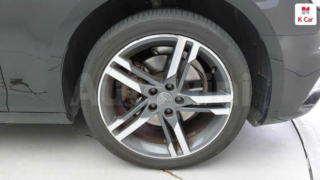 Audi A4 (B9) 40 TFSI Premium — снимка 7