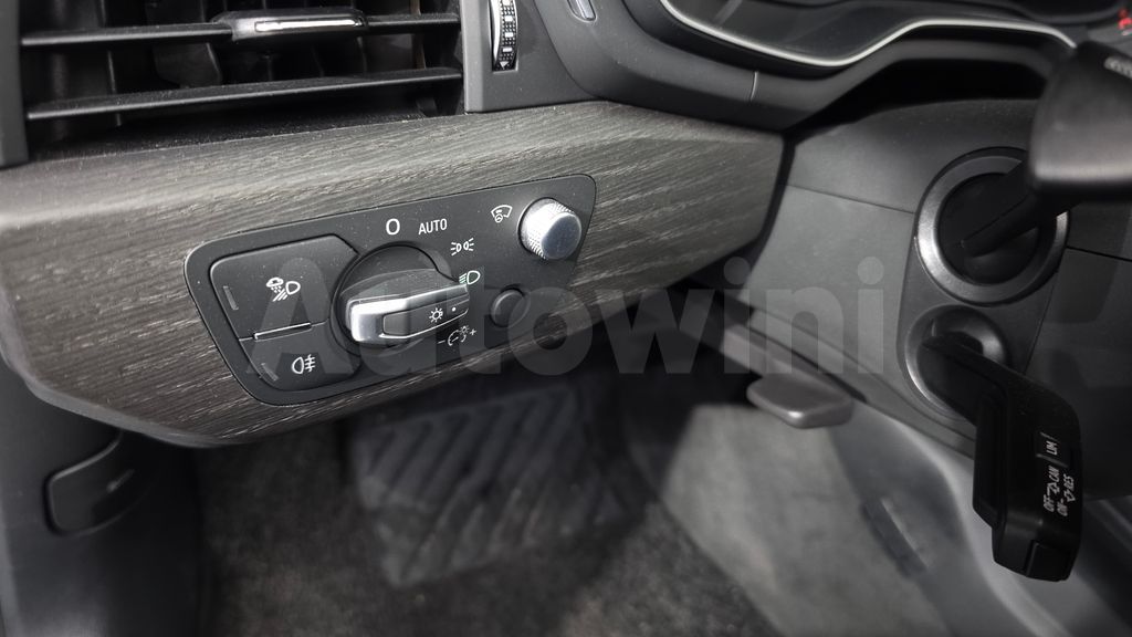 Audi A4 (B9) 40 TFSI Premium — снимка 19