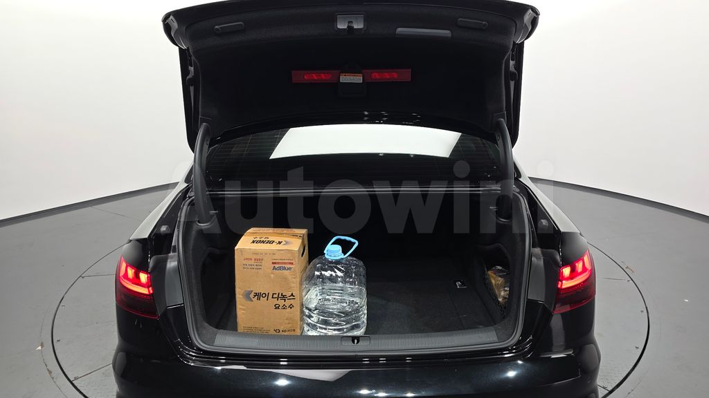 Audi A4 (B9) 35 TDI Premium — снимка 20