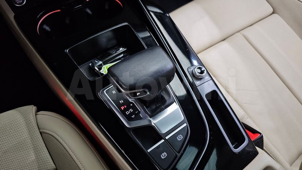 Audi A4 (B9) 40 TFSI Premium — снимка 9