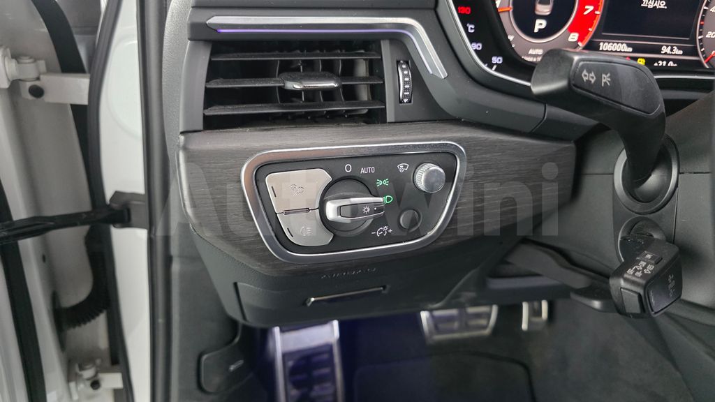Audi A4 (B9) 40 TFSI Premium — снимка 18