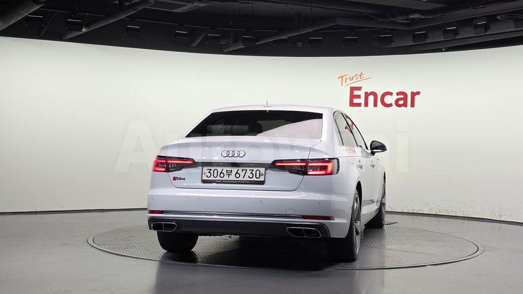 Audi A4 (B9) 40 TFSI Premium — снимка 4