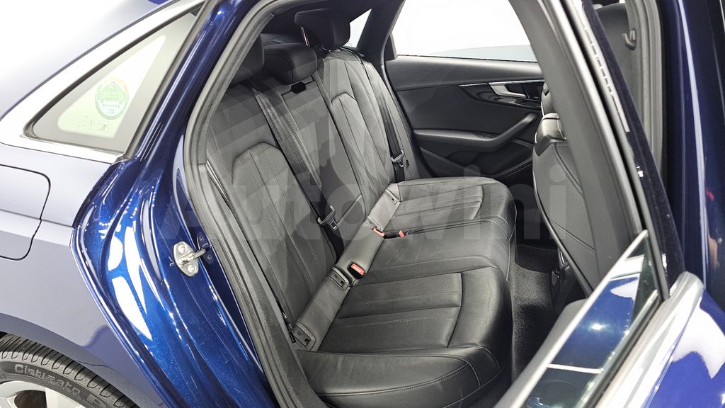 Audi A4 (B9) 40 TFSI Premium — снимка 11