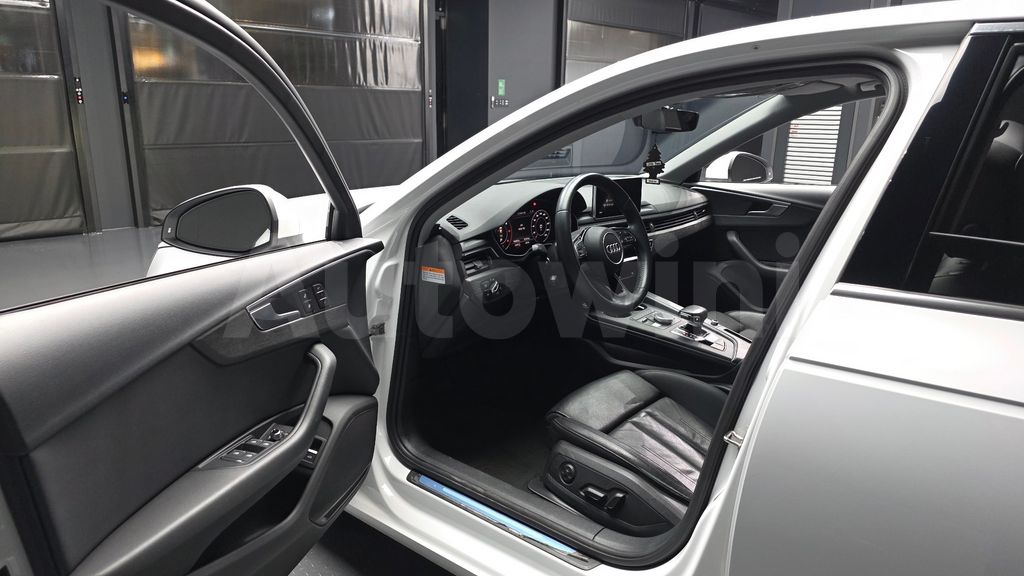 Audi A4 (B9) 35 TDI Premium — снимка 10