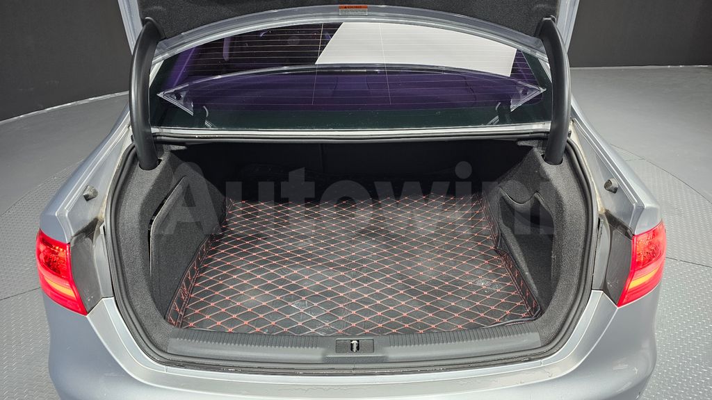 Audi New A4 30 TDI Dynamic B8 — снимка 20