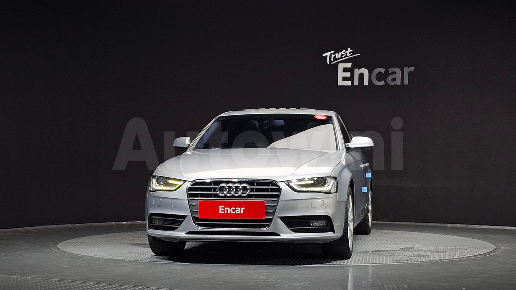 Audi New A4 30 TDI Dynamic B8 — снимка 3