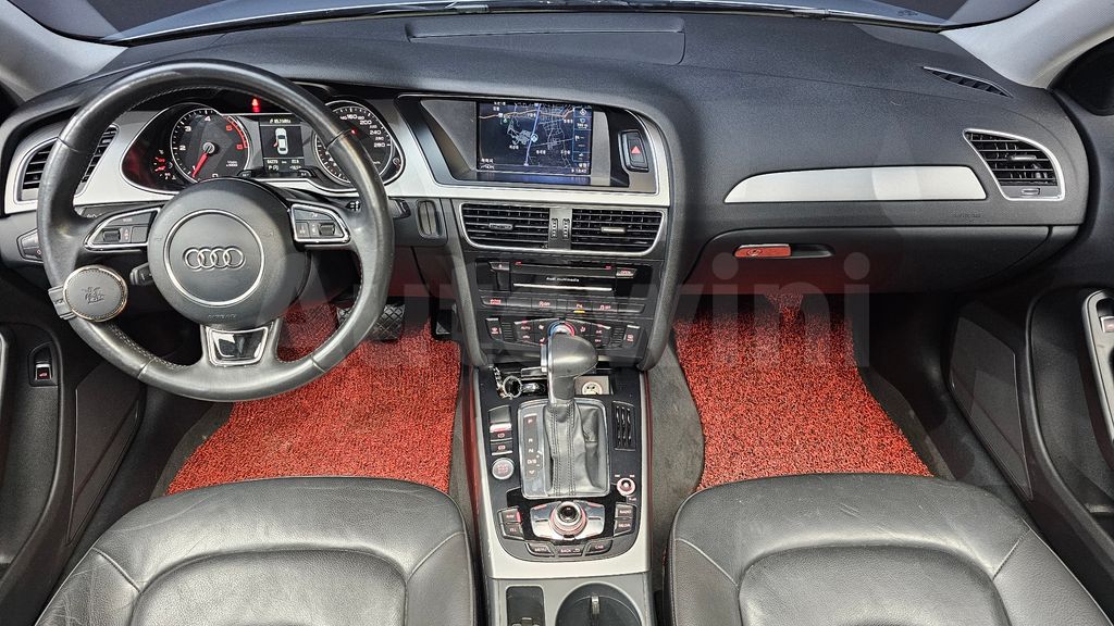 Audi New A4 30 TDI Dynamic B8 — снимка 7