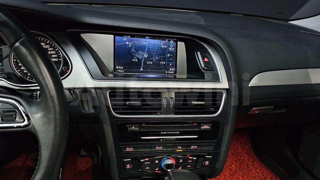 Audi New A4 30 TDI Dynamic B8 — снимка 14