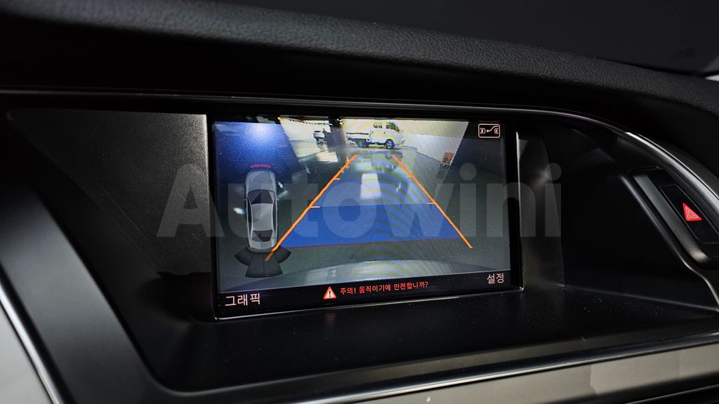 Audi New A4 30 TDI Dynamic B8 — снимка 15