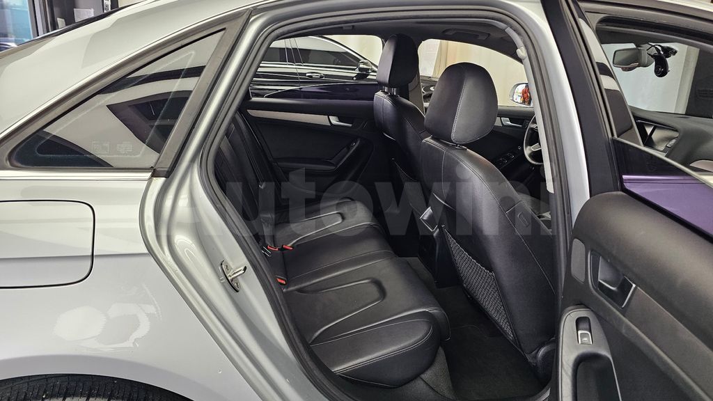 Audi New A4 2.0 TDI B8 — снимка 12
