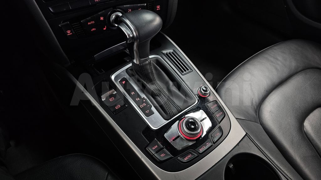Audi New A4 2.0 TDI B8 — снимка 9