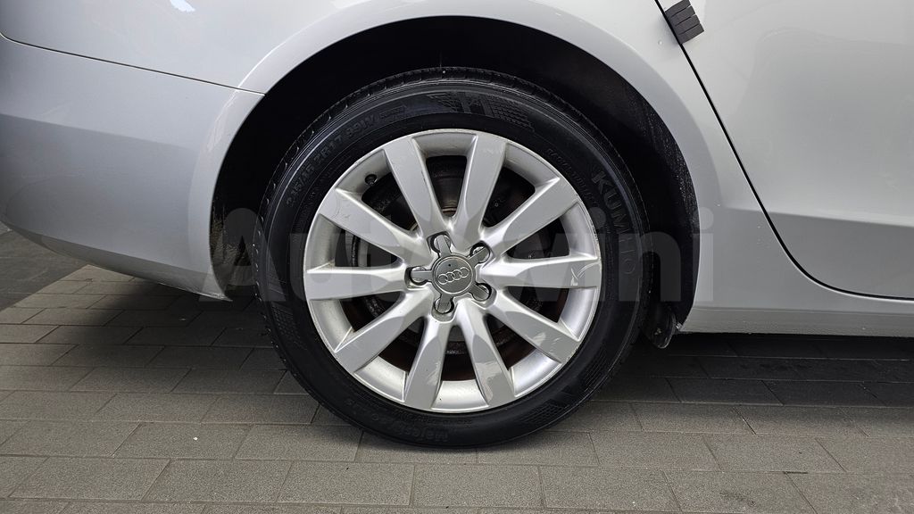 Audi New A4 2.0 TDI B8 — снимка 5