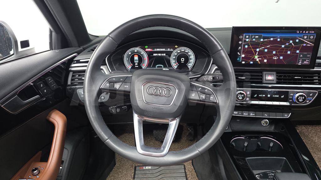 Audi A4 (B9) 35 TDI Premium — снимка 13