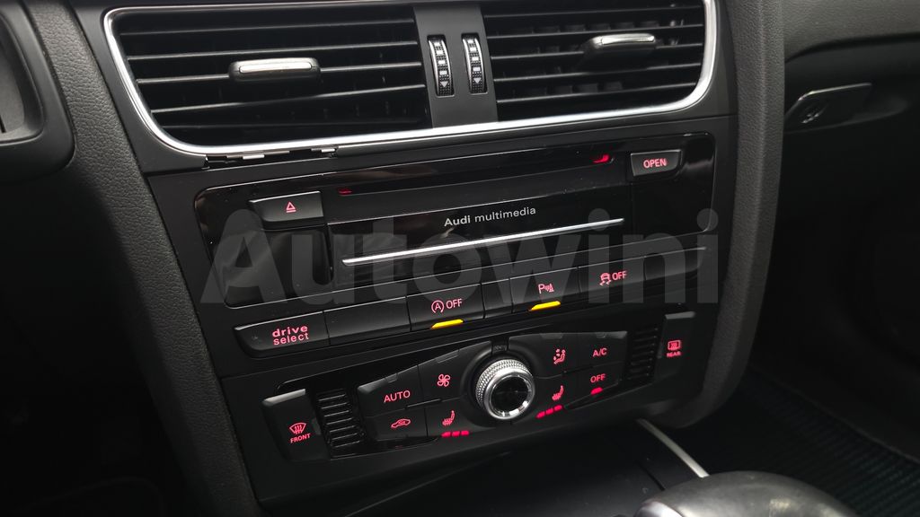 Audi New A4 30 TDI Dynamic B8 — снимка 17
