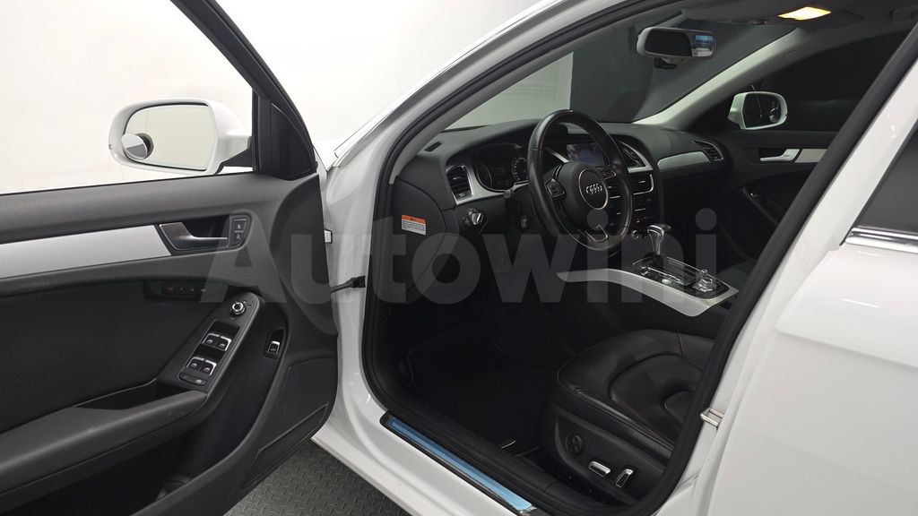 Audi New A4 30 TDI Dynamic B8 — снимка 10