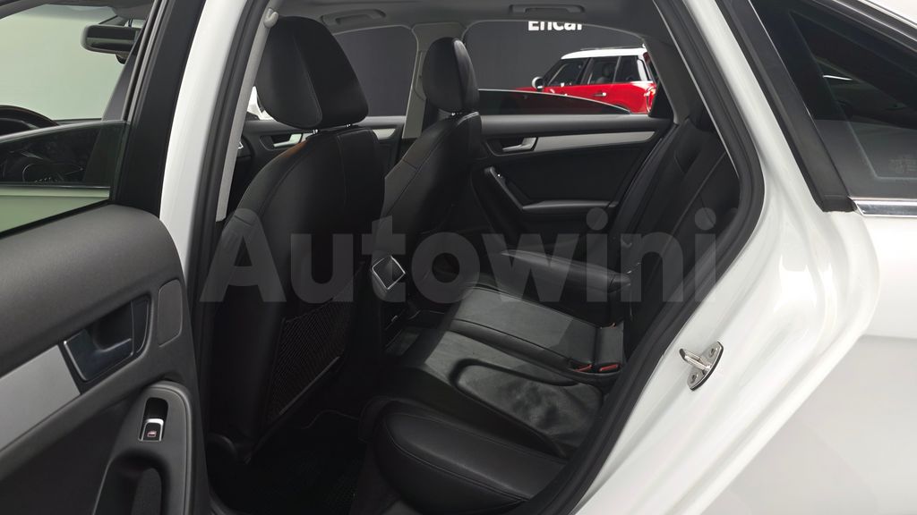 Audi New A4 30 TDI Dynamic B8 — снимка 11