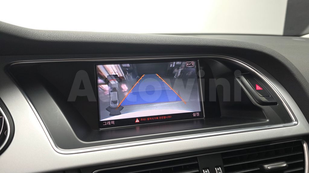 Audi New A4 30 TDI Dynamic B8 — снимка 16