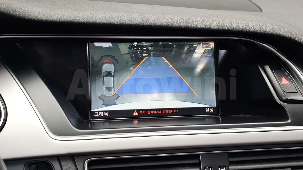 Audi New A4 2.0 TDI dynamic B8 — снимка 17