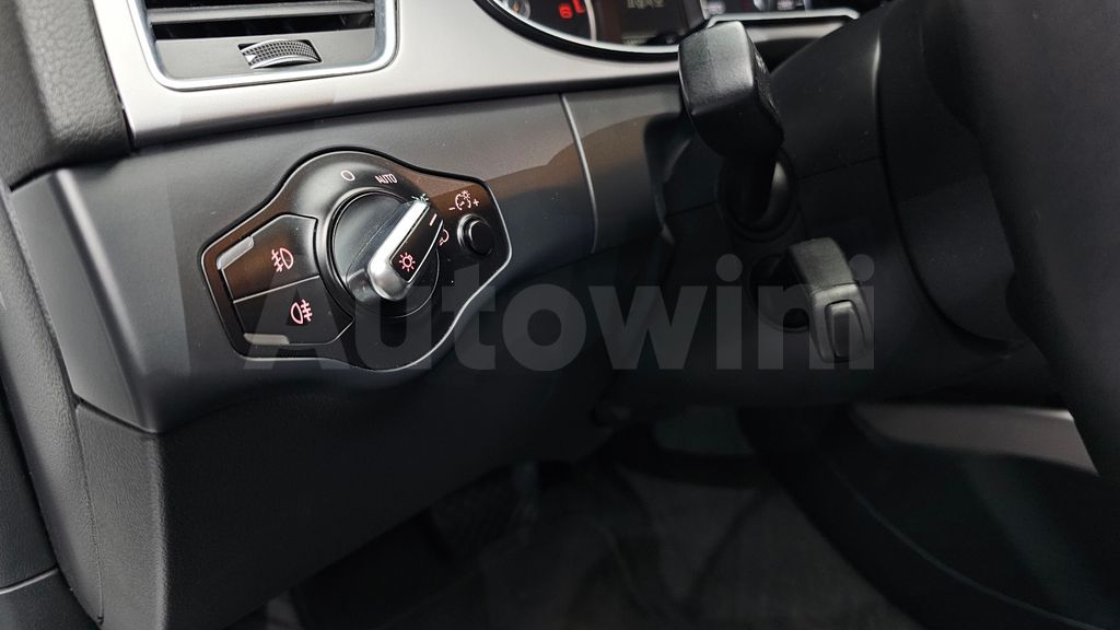 Audi New A4 2.0 TDI dynamic B8 — снимка 13
