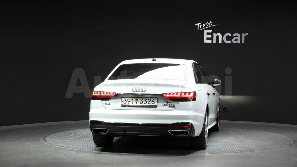 Audi A4 (B9) 45 TFSI Quattro Premium — снимка 4