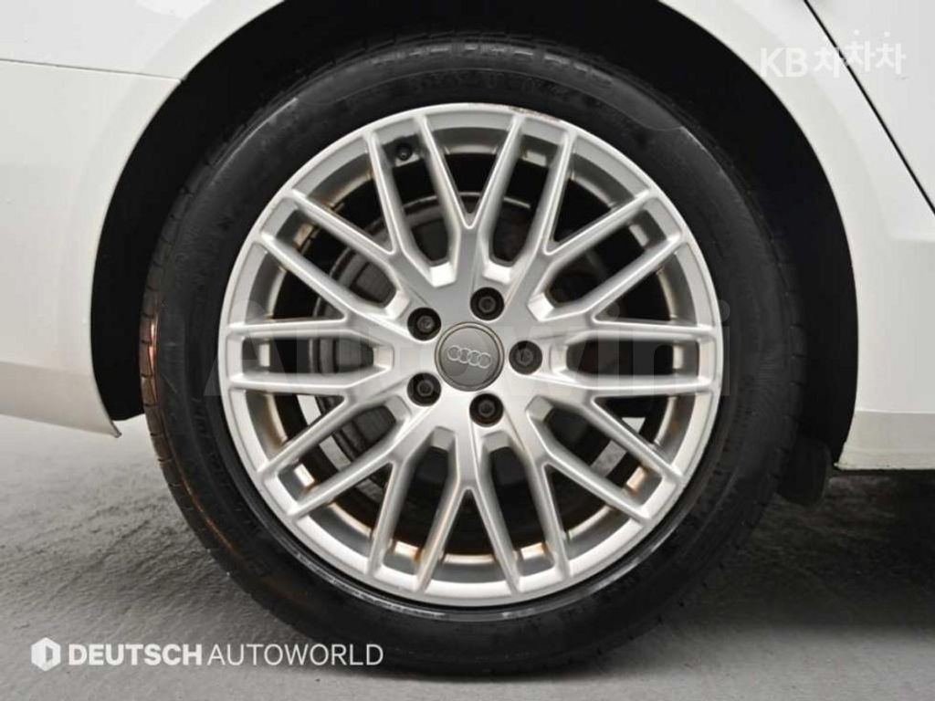 Audi A4 30 TDI Dynamic B8 — снимка 5