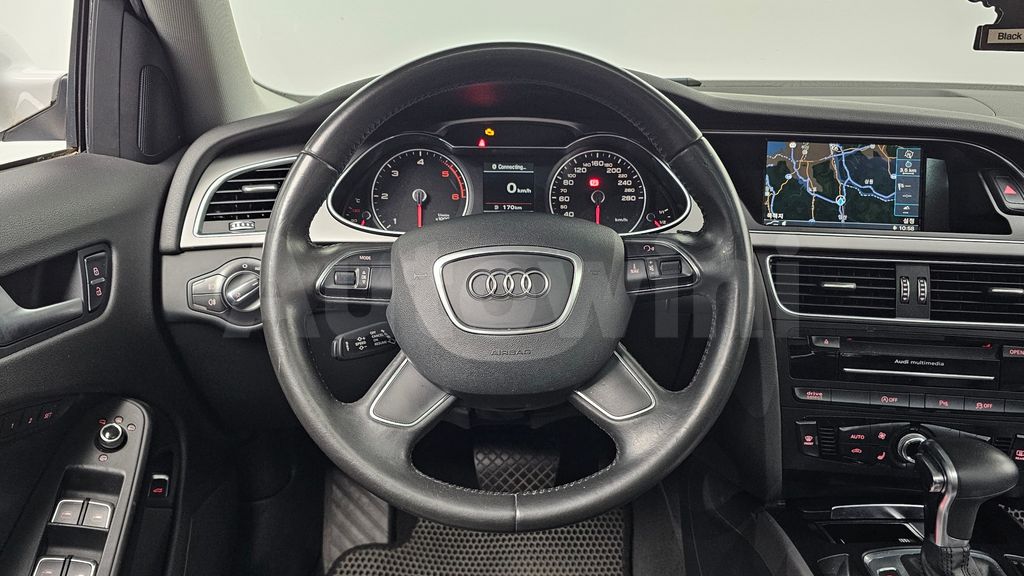 Audi New A4 2.0 TDI Quattro Dynamic B8 — снимка 12
