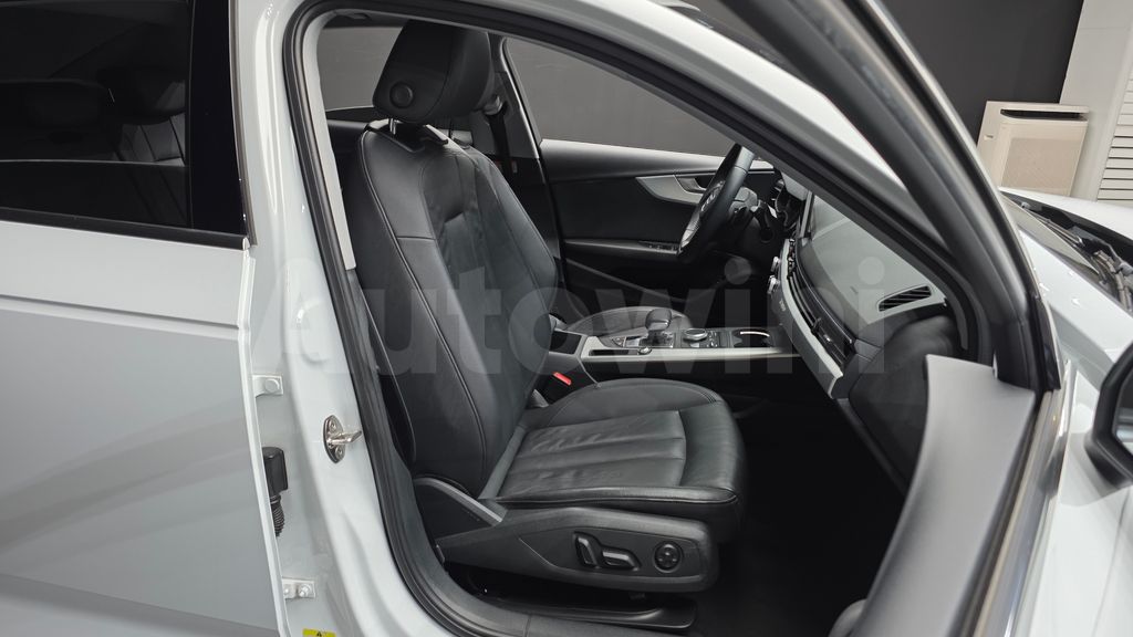 Audi A4 (B9) 35 TDI Quattro — снимка 13