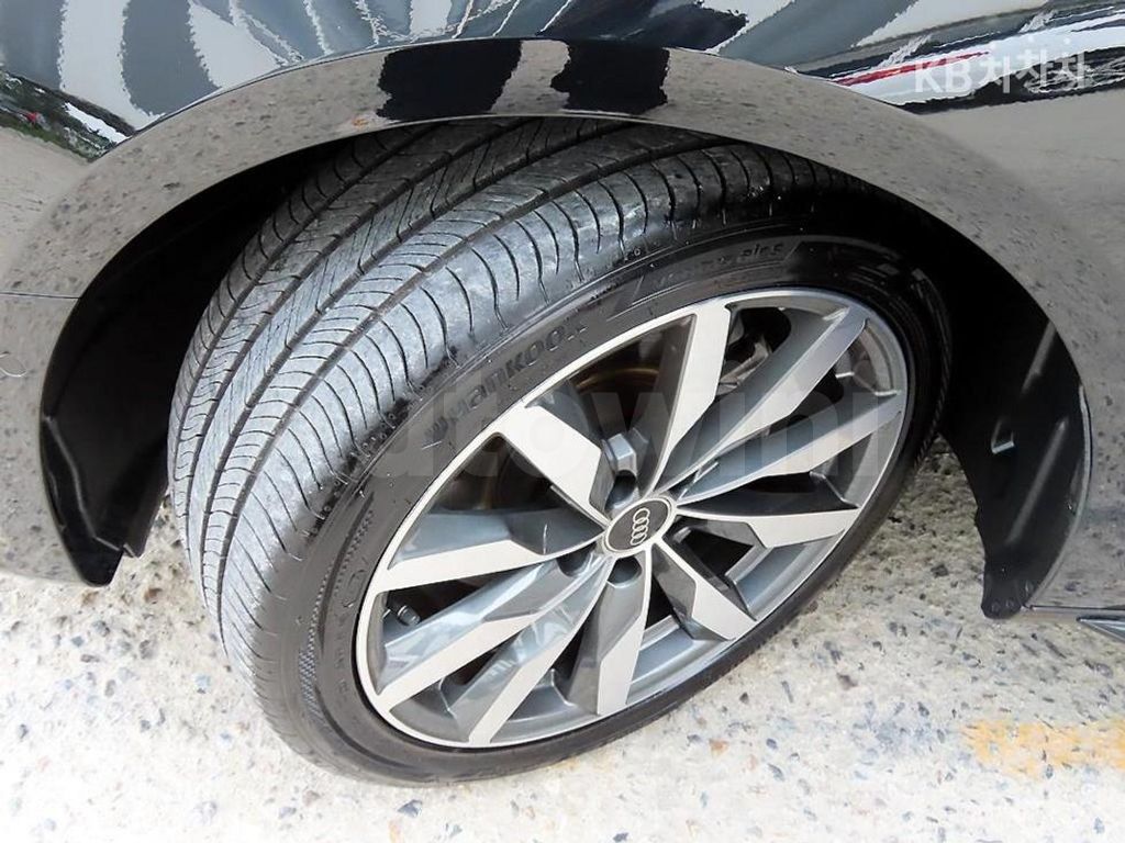 Audi A4 (B9) 35 TDI Premium — снимка 20