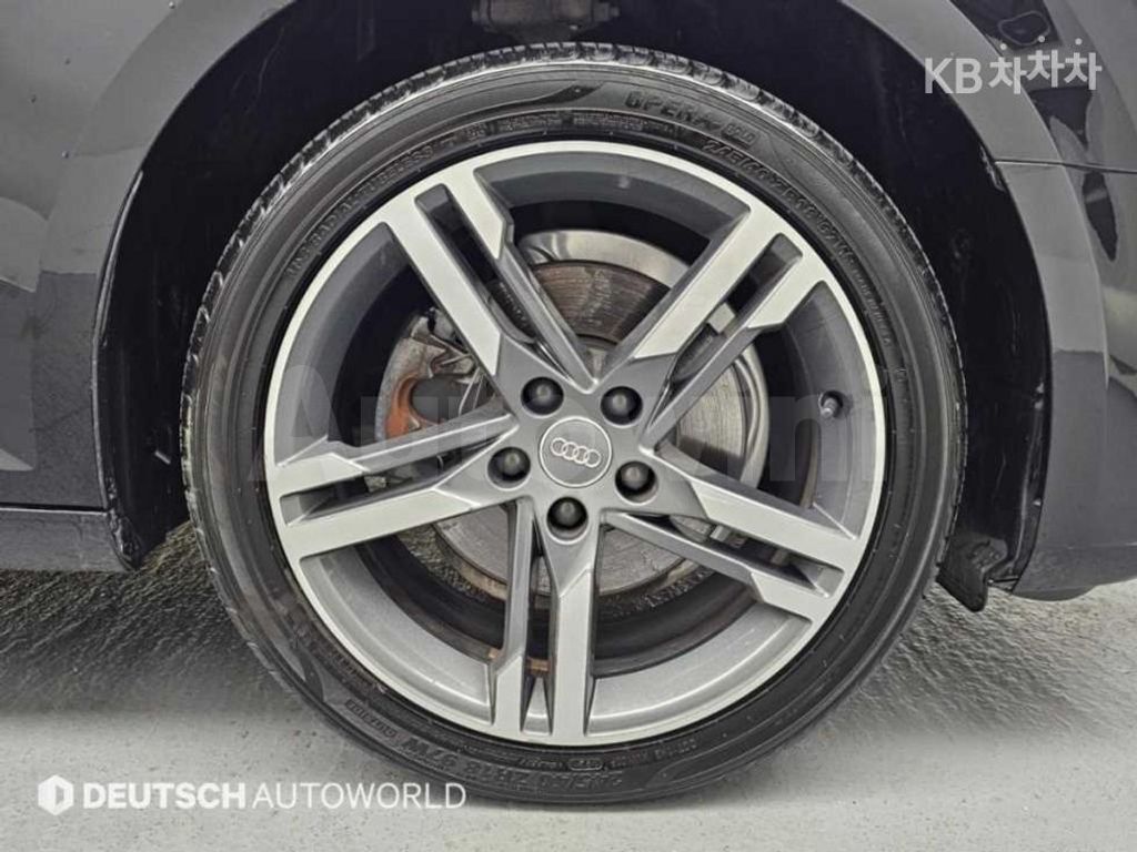 Audi A4 (B9) 40 TFSI Premium — снимка 6