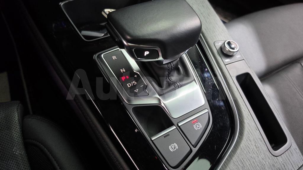Audi A4 (B9) 40 TDI Quattro Premium — снимка 9