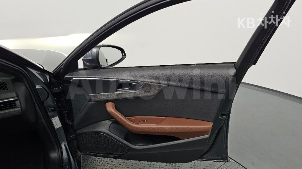 Audi A4 (B9) 40 TFSI - — снимка 11