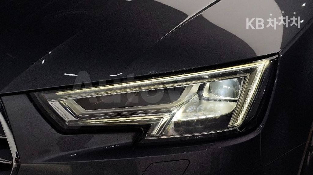 Audi A4 (B9) 40 TFSI - — снимка 5