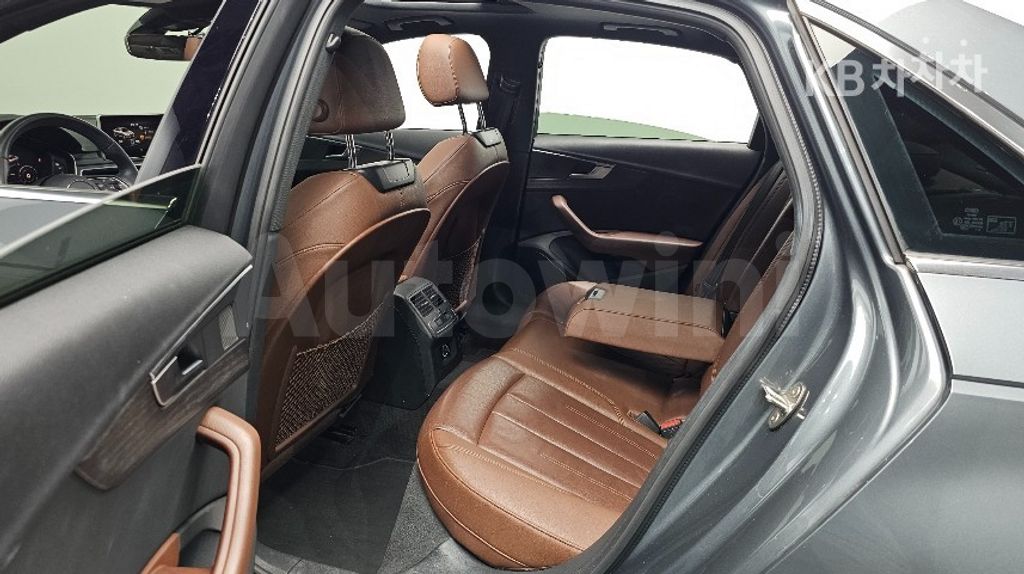 Audi A4 (B9) 40 TFSI - — снимка 16