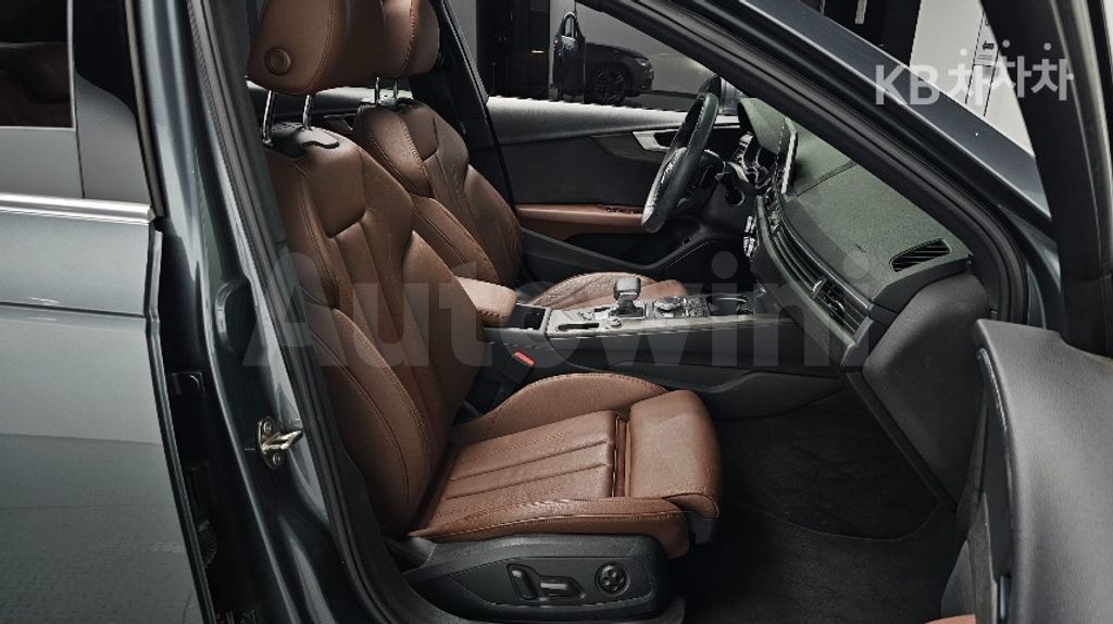 Audi A4 (B9) 40 TFSI - — снимка 14