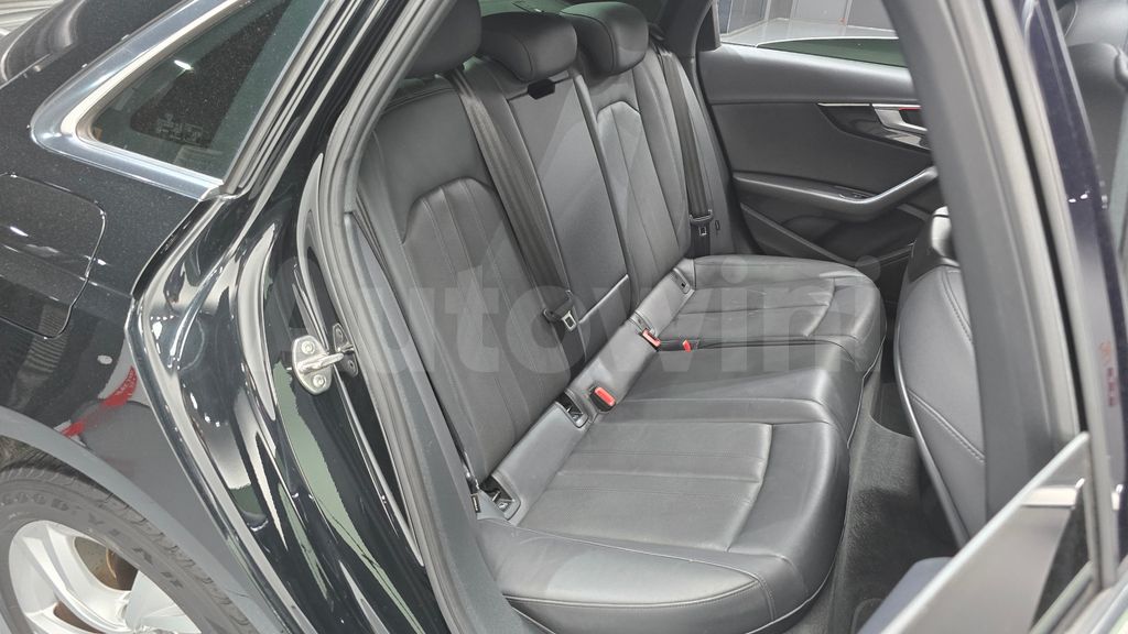 Audi A4 (B9) 35 TDI Premium — снимка 12