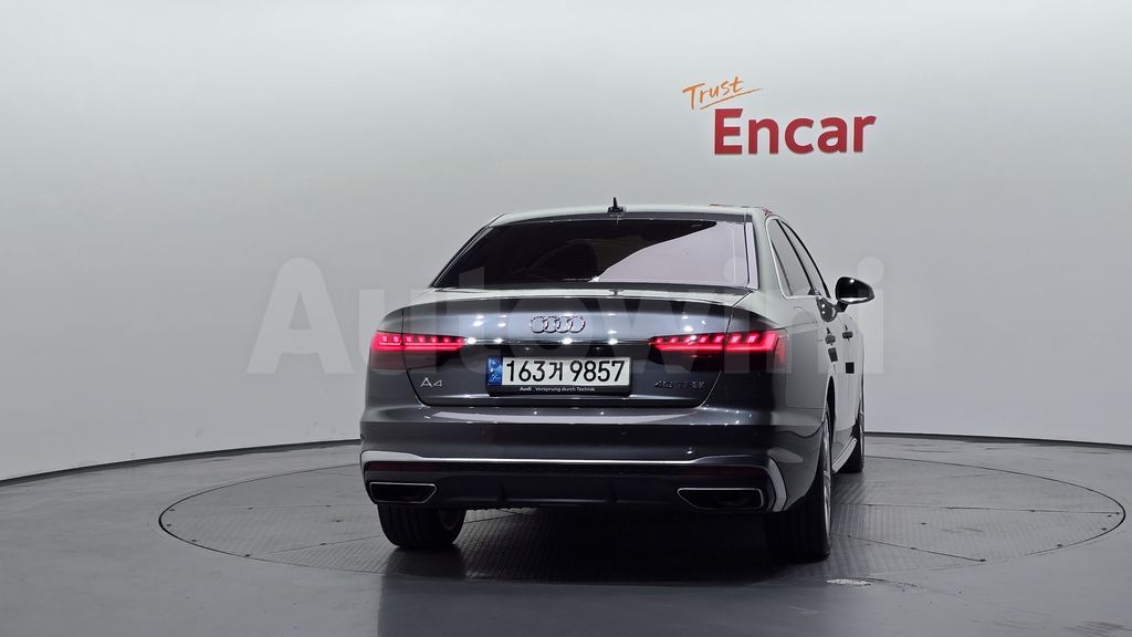 Audi A4 (B9) 40 TFSI Premium — снимка 4
