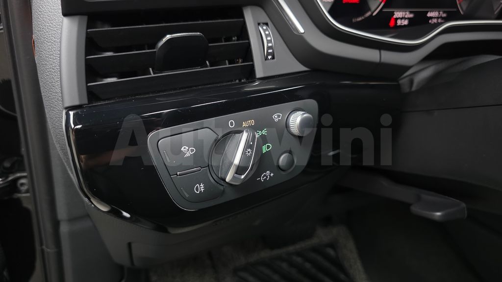 Audi A4 (B9) 40 TFSI Premium — снимка 19