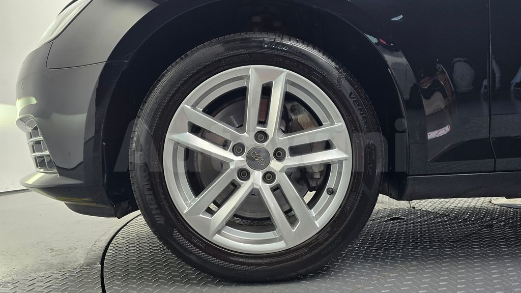 Audi A4 (B9) 45 TFSI Premium — снимка 4