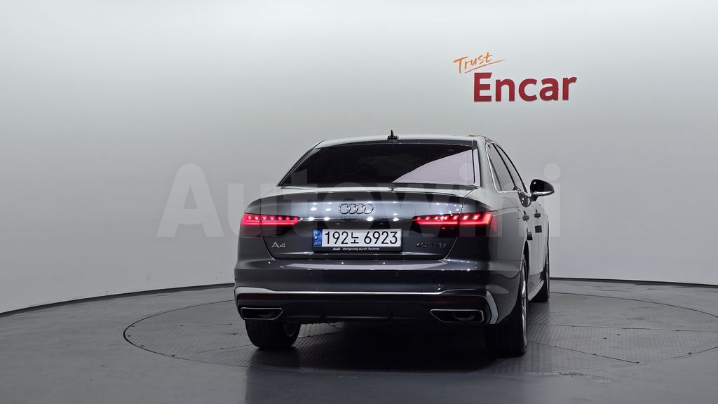 Audi A4 (B9) 40 TFSI Premium — снимка 3