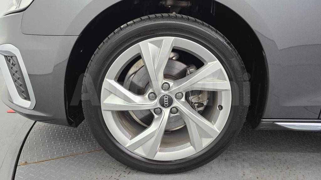 Audi A4 (B9) 40 TFSI Premium — снимка 4
