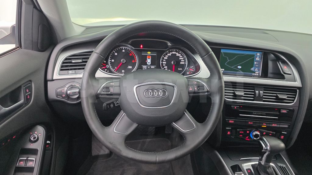 Audi New A4 2.0 TDI dynamic B8 — снимка 15