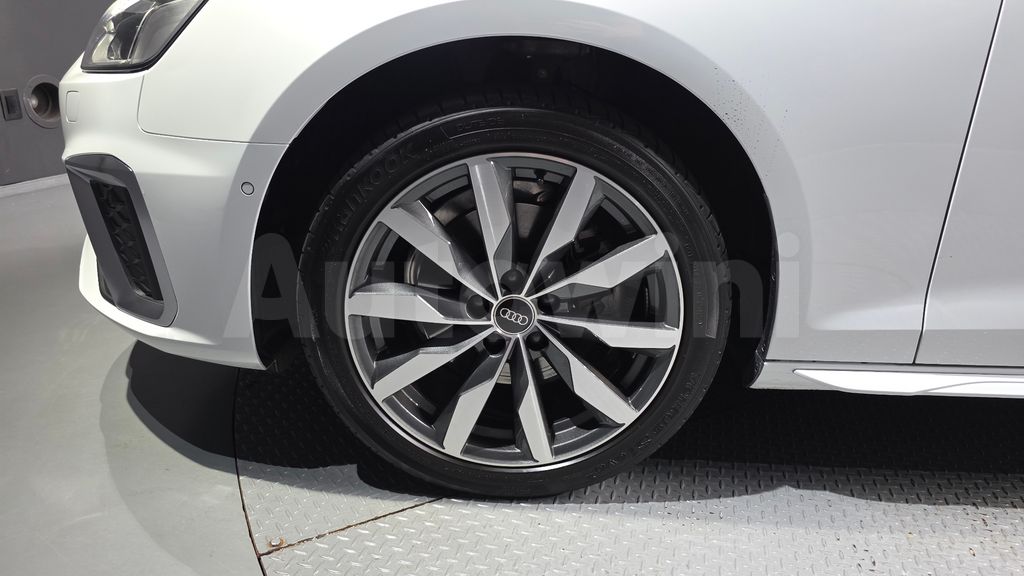 Audi A4 (B9) 40 TFSI Premium — снимка 5
