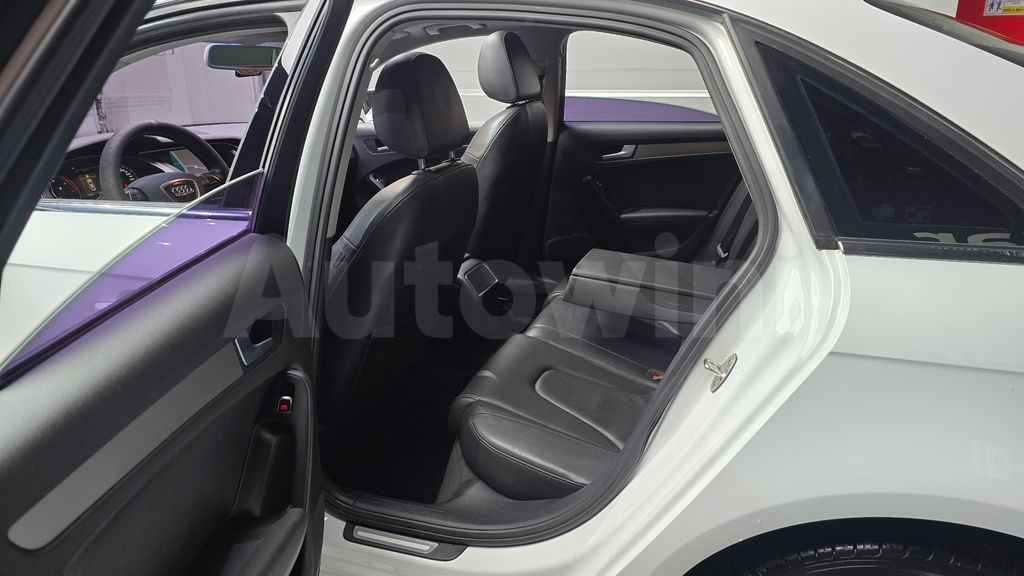 Audi New A4 2.0 TDI B8 — снимка 11