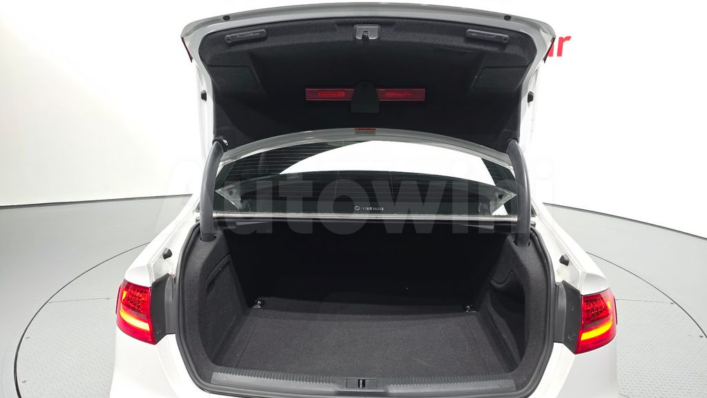 Audi New A4 35 TDI Quattro Dynamic B8 — снимка 20