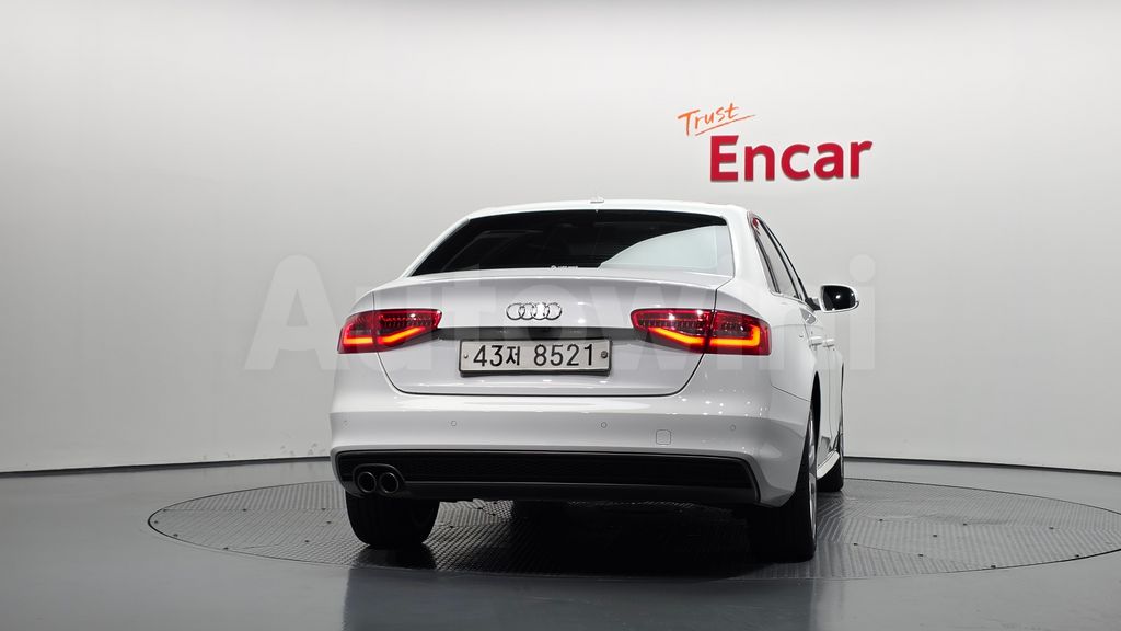 Audi New A4 35 TDI Quattro Dynamic B8 — снимка 4