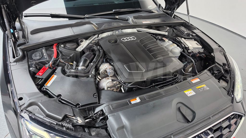 Audi A4 (B9) 40 TDI Quattro Premium — снимка 6