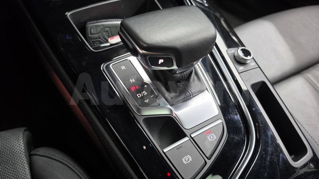 Audi A4 (B9) 40 TDI Quattro Premium — снимка 9