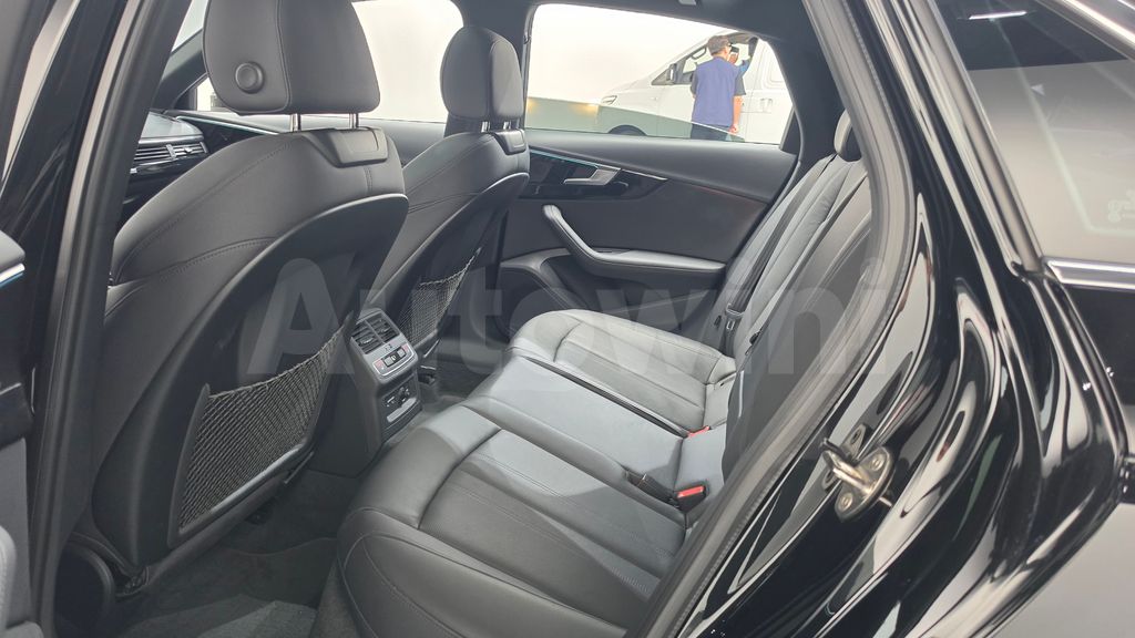 Audi A4 (B9) 40 TDI Quattro Premium — снимка 11