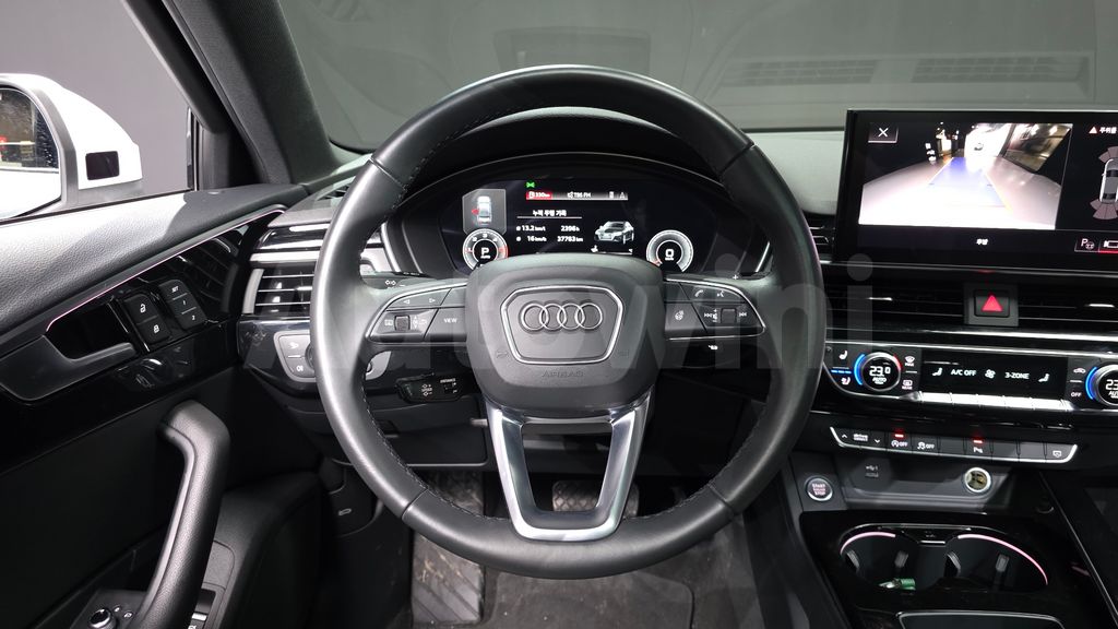 Audi A4 (B9) 35 TDI Premium — снимка 13